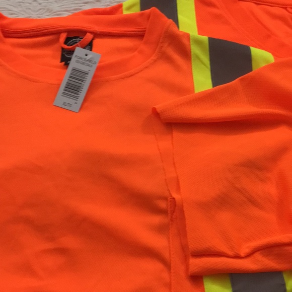 XL & XXL - Two Men’s High Visibility Tees by Forcefield - Picture 5 of 8
